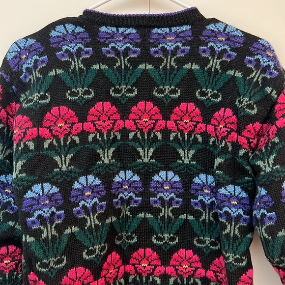 Deans Of Scotland | Vintage Floral Wool Cardigan (S-M) - Picture 10 of 12